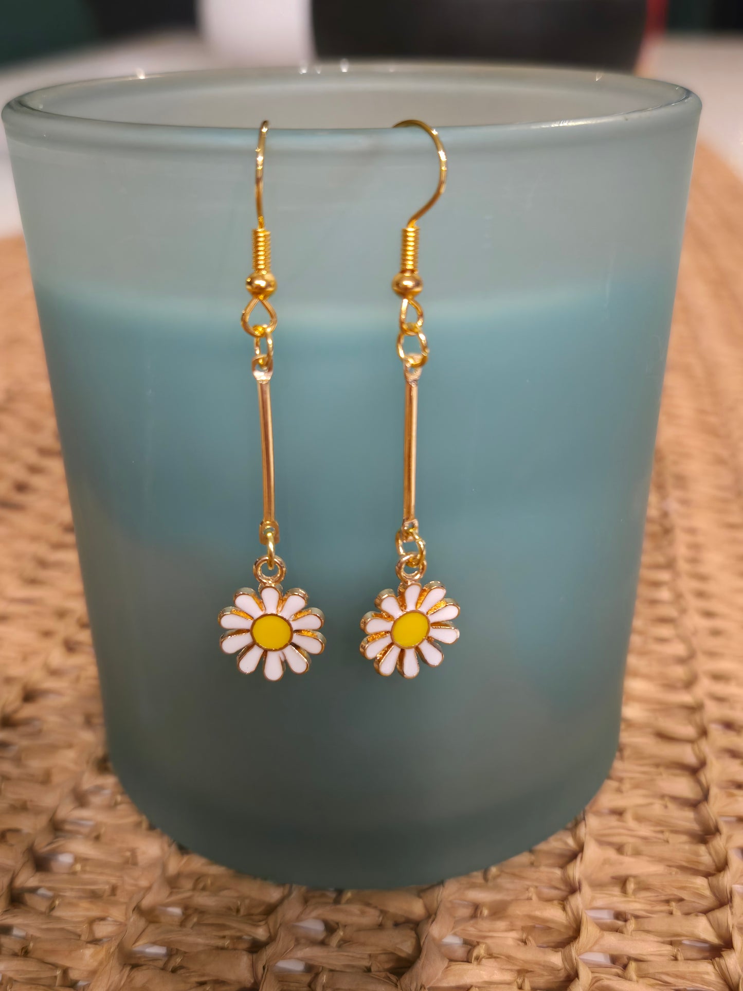 Daisy 5cm drop earrings